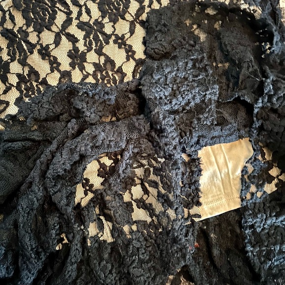 Karen Kane Black Lace Dress with attachCream underlay. Women’s size Medium. - Picture 5 of 6